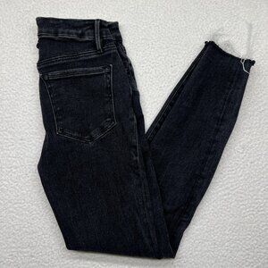 Good American Black Skinny Fray Hem 2/26